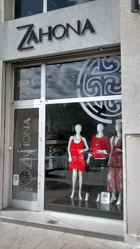 Descuento en Indumentaria Femenina ZAHONA.